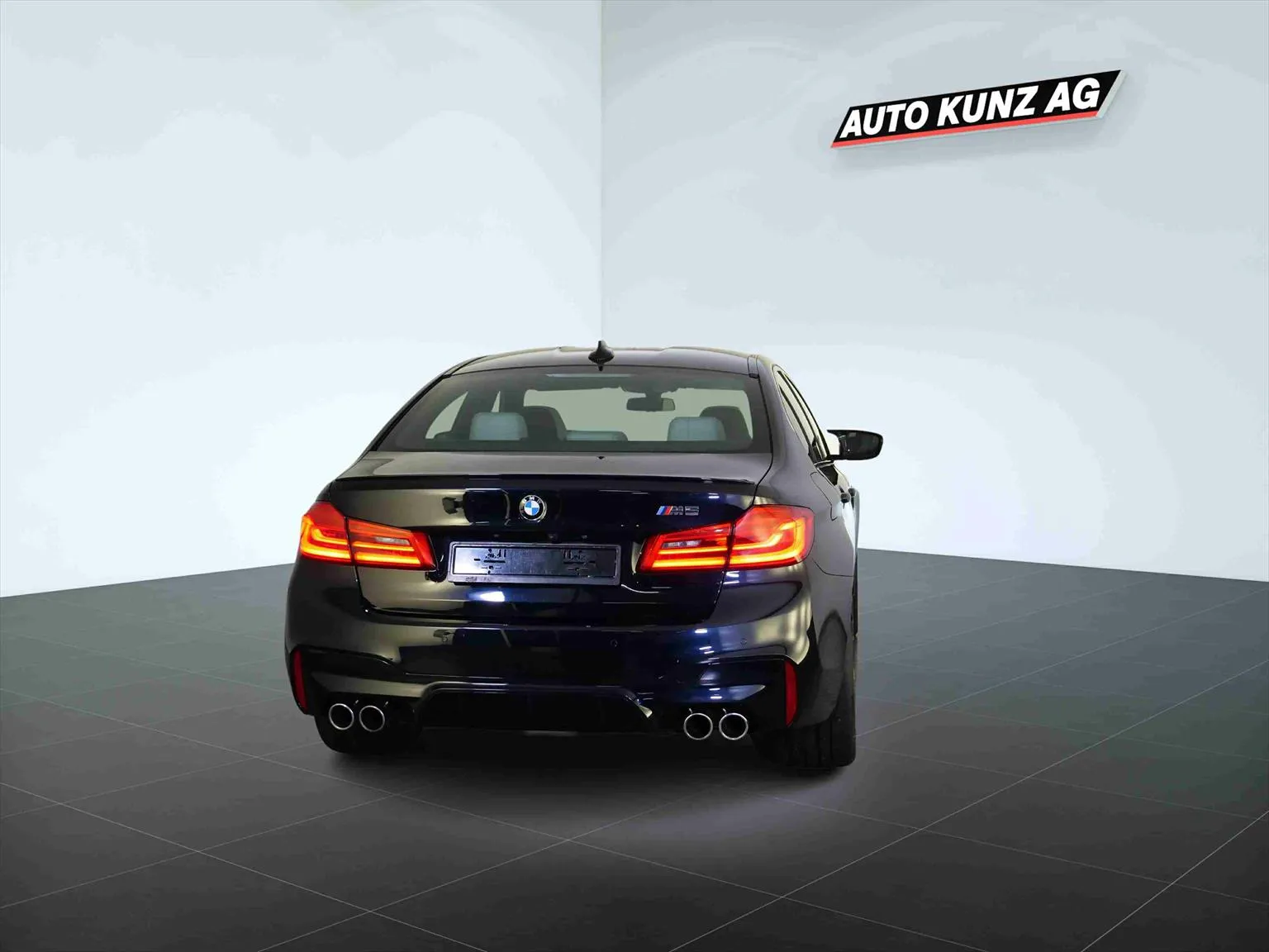 BMW M5 xDrive Drivelogic  Image 4