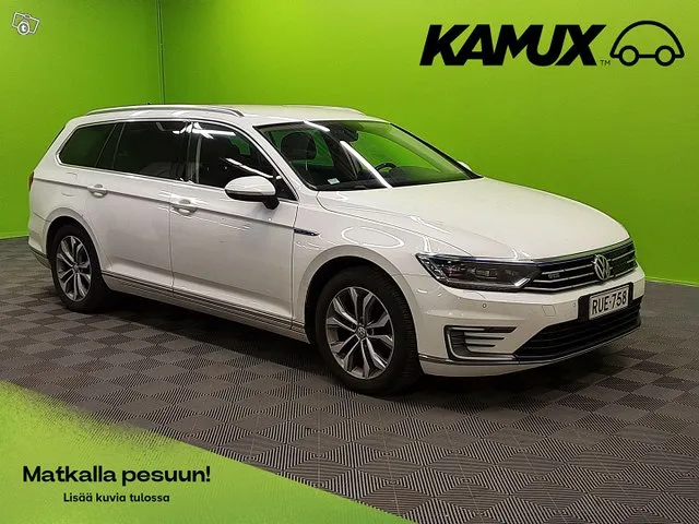 Volkswagen Passat Variant GTE Plug-In Hybrid 160 kW DSG-auto Image 1